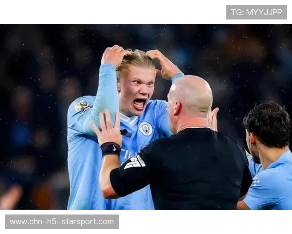 哈兰德本场贡献一次助攻，但禁区内多次起脚均被门将封堵