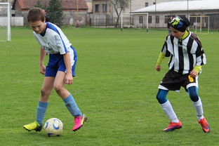 星空中国官网-印度投球火力惊人，连续零封对手，印度踢球