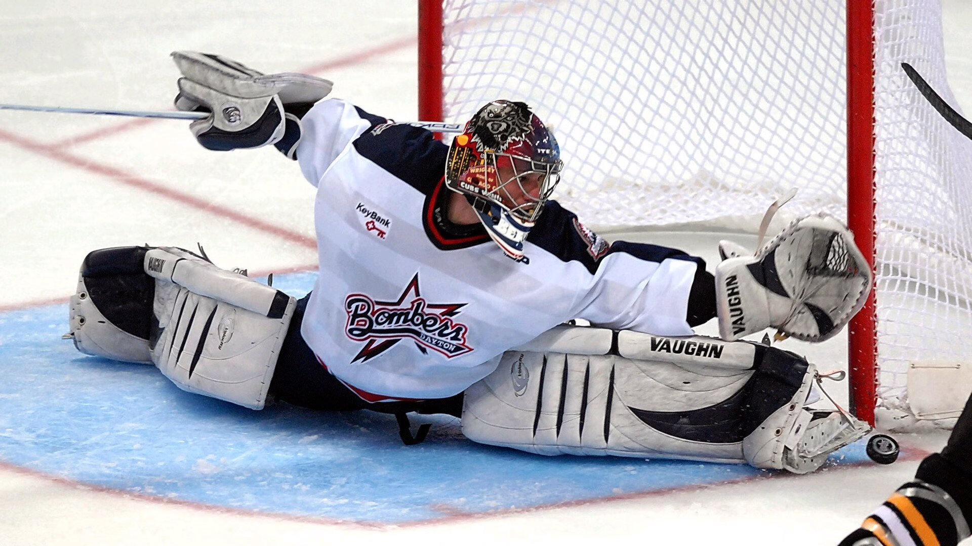 星空娱乐棋牌官网下载-小花生给出赛季预测Knight无缘国一中讨论升温,小花生msi冠军